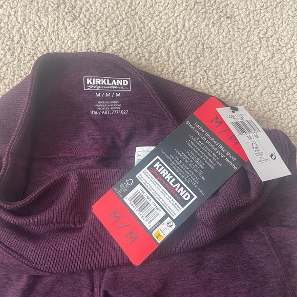 🔸 Kirkland 🔸 purple biker shorts - Picture 6 of 9